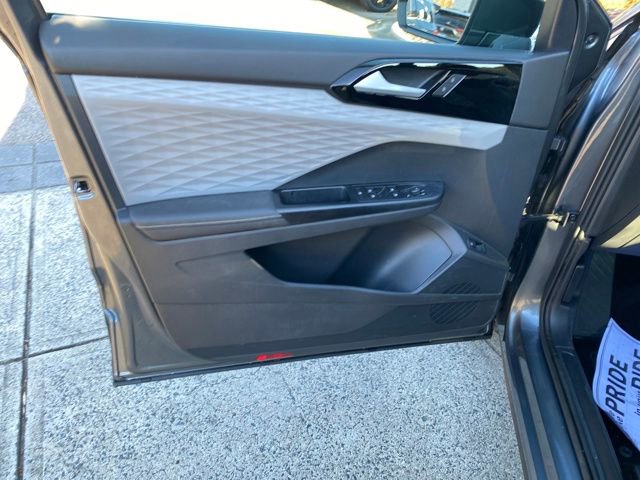 Used 2024 Volkswagen Taos S image 29