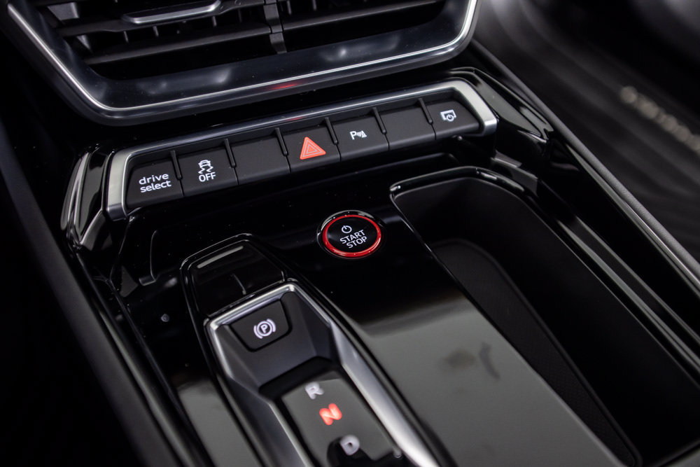 Used 2023 Audi e-tron GT Premium Plus AWD/4WD image 37