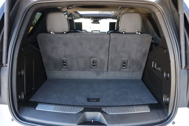 Used 2023 Chevrolet Tahoe Z71 w/ Luxury Package image 16