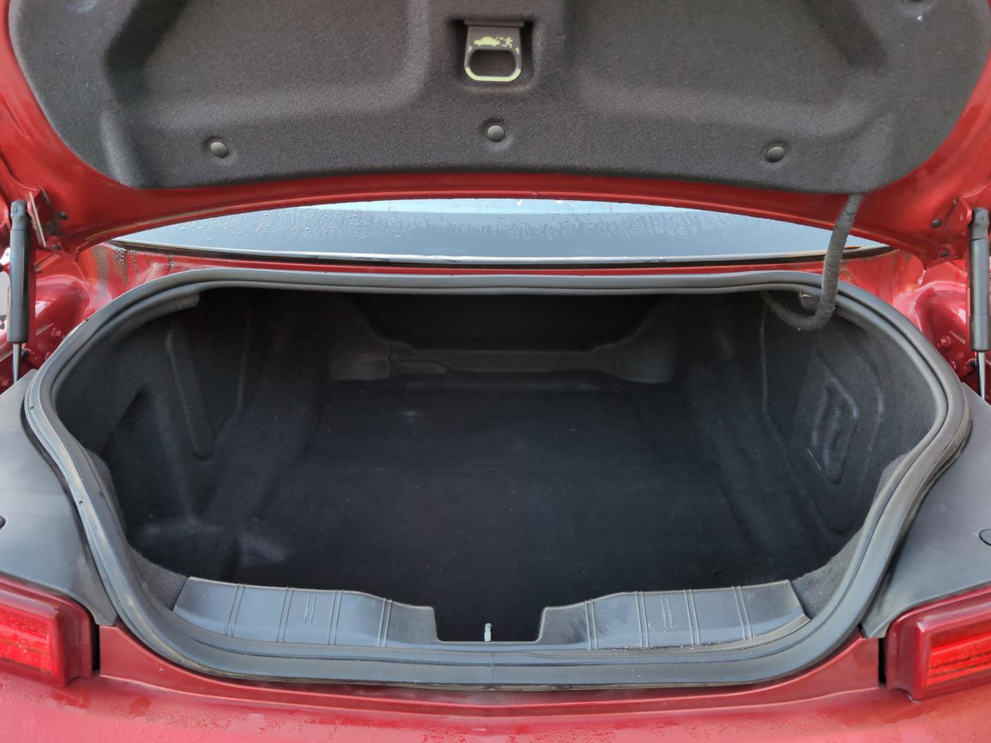 Used 2016 Chevrolet Camaro LT image 25