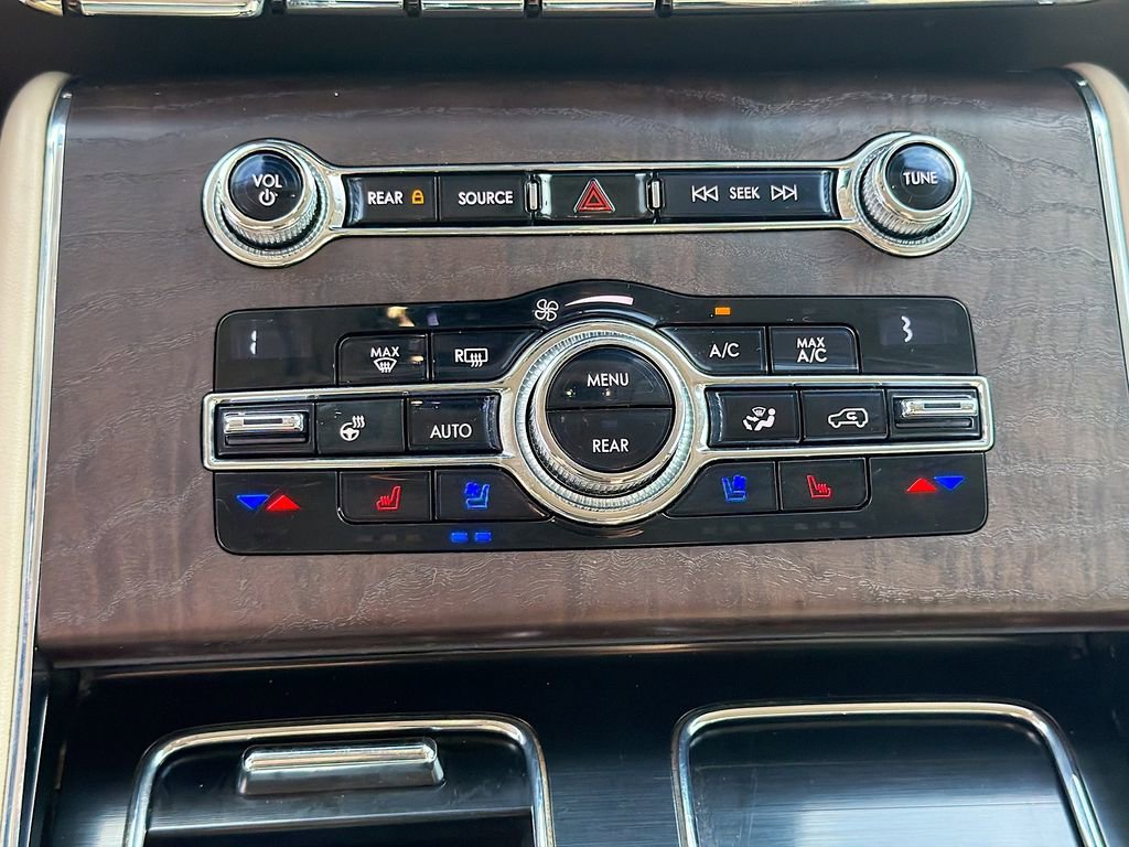 Used 2020 Lincoln Aviator Reserve w/ Elements Package Plus image 37