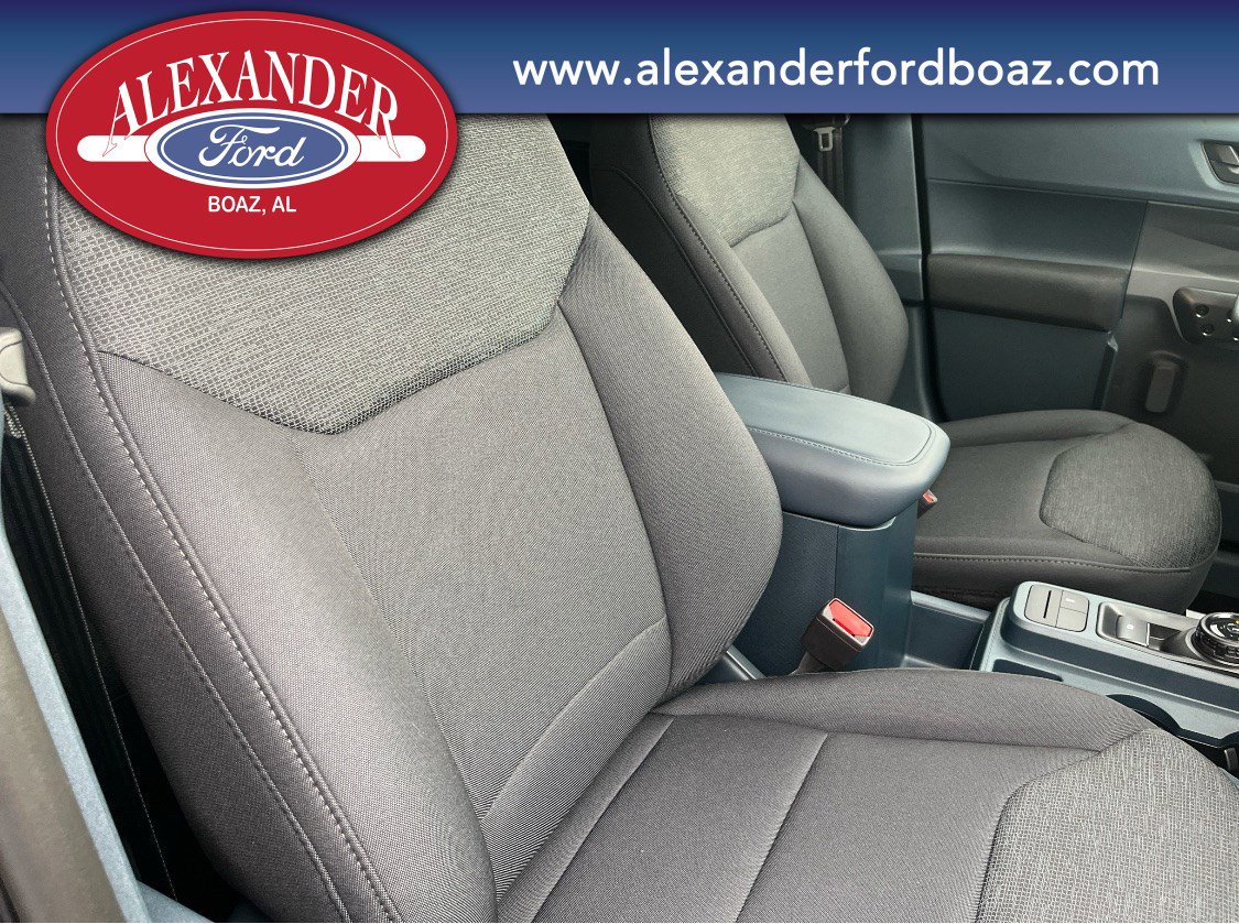 New 2025 Ford Maverick XL image 16