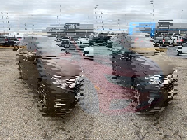 Used 2019 Honda Odyssey Touring image 2