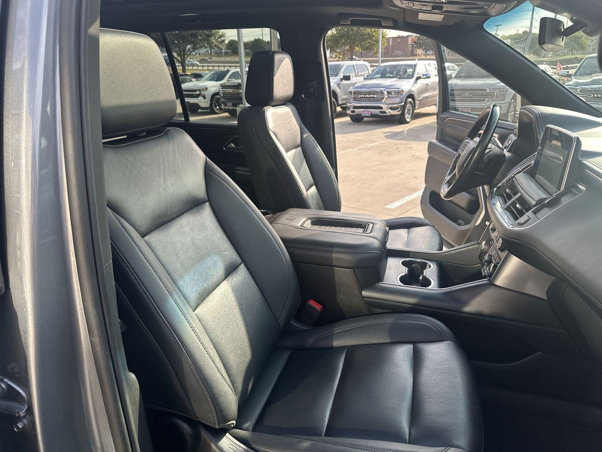 Used 2022 Chevrolet Tahoe Z71 AWD/4WD image 27