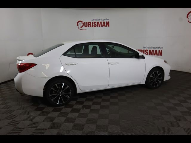 Used 2017 Toyota Corolla SE w/ Carpet Mat Package (TMS) image 17