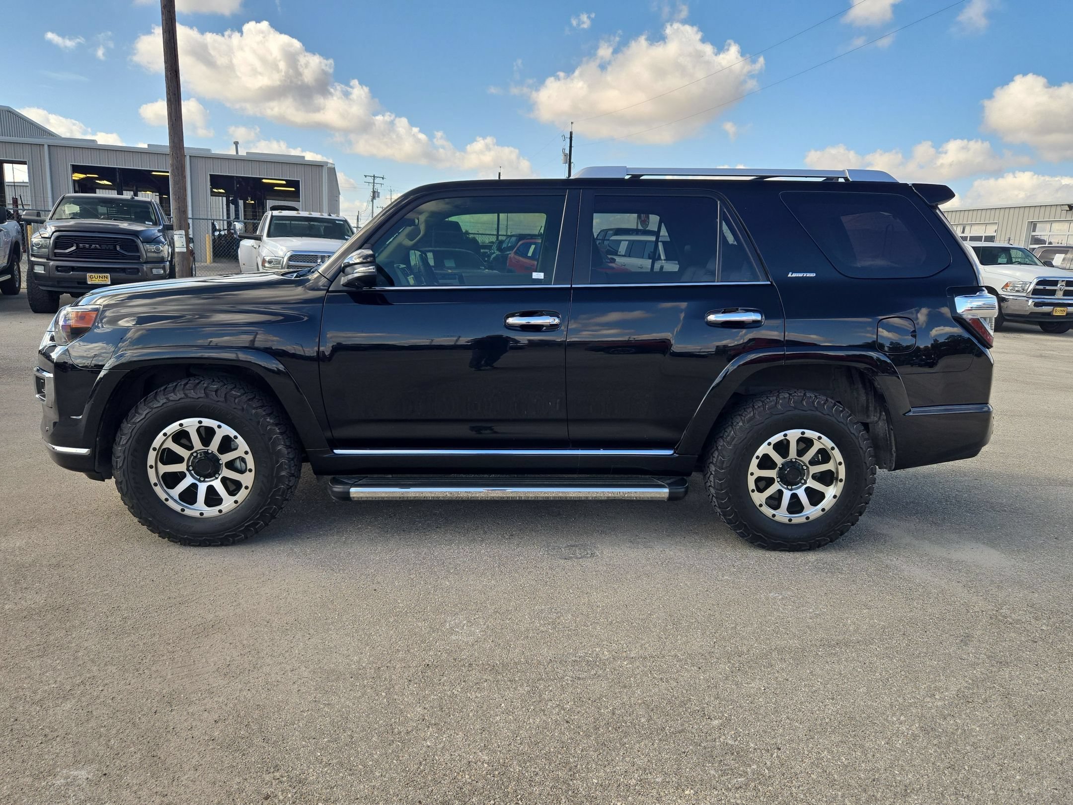 Used 2024 Toyota 4Runner Limited AWD/4WD image 6