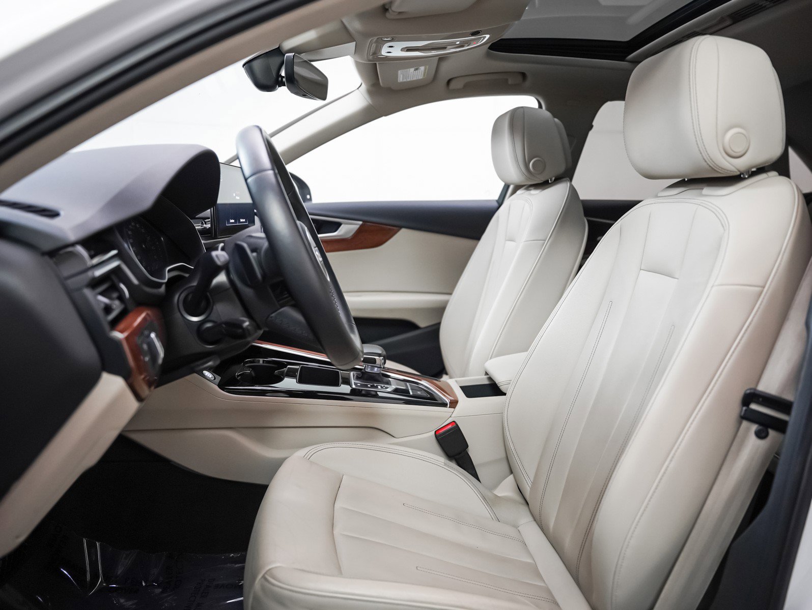 Used 2022 Audi A4 2.0T Premium w/ 18" Wheel Package image 8