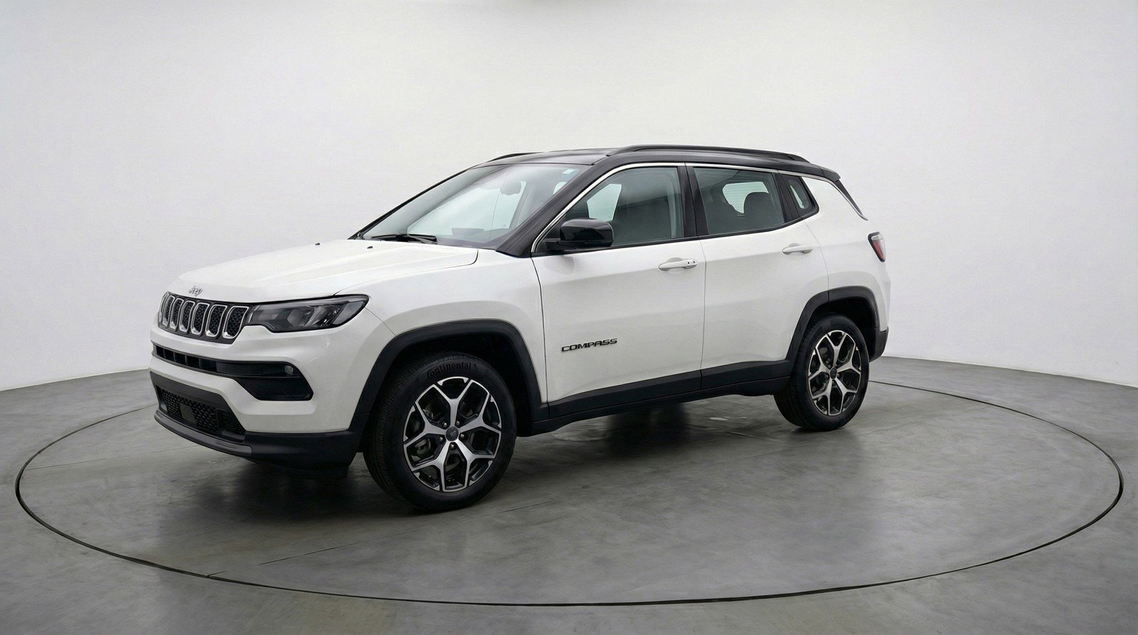 Used 2025 Jeep Compass Limited AWD/4WD image 3