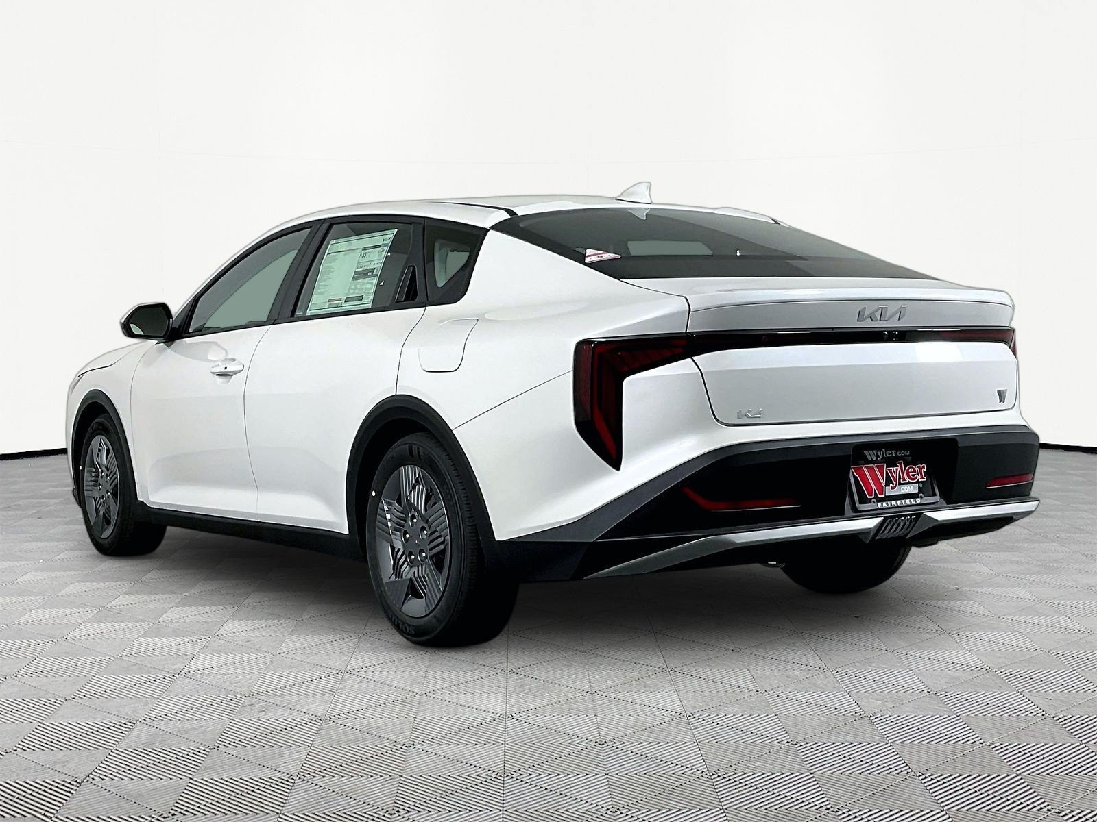 New 2026 Kia K4 FWD image 4