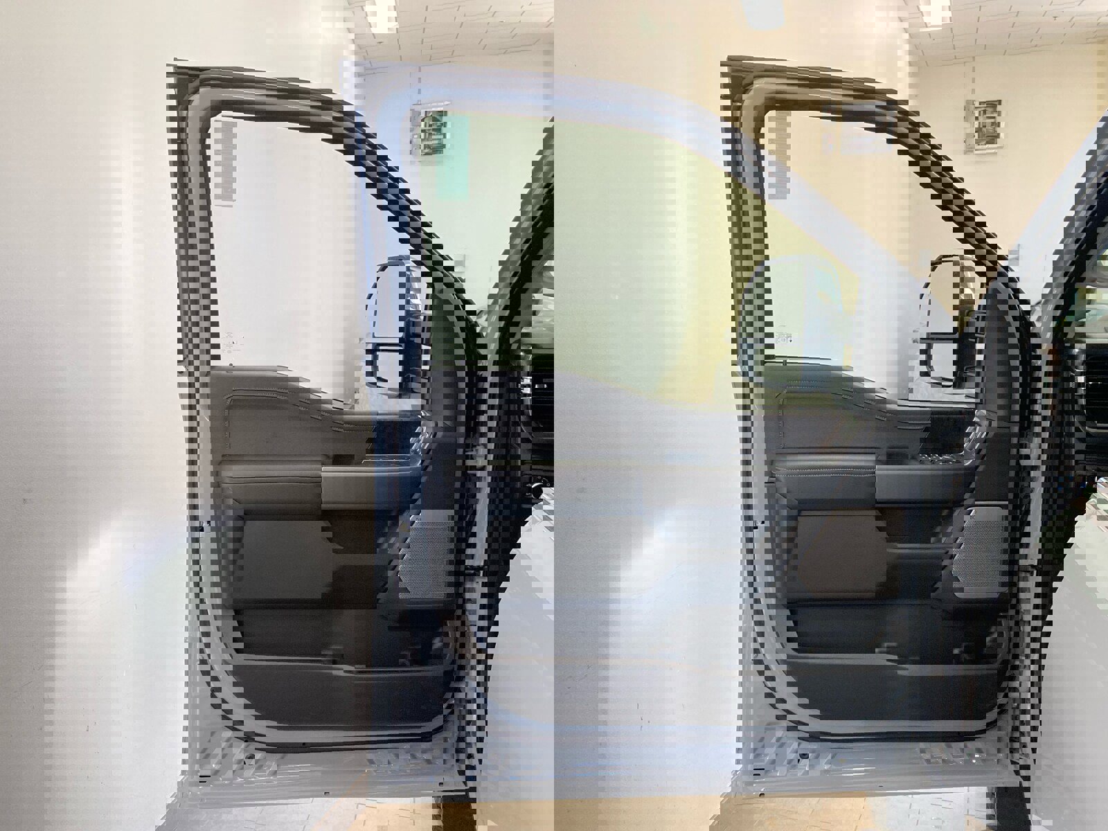 New 2026 Ford F350 Lariat w/ Lariat Ultimate Package image 15