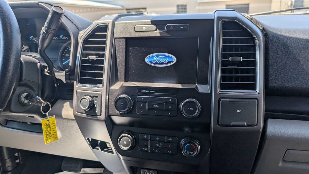 Used 2020 Ford F150 XLT w/ Equipment Group 302A Luxury AWD/4WD image 9