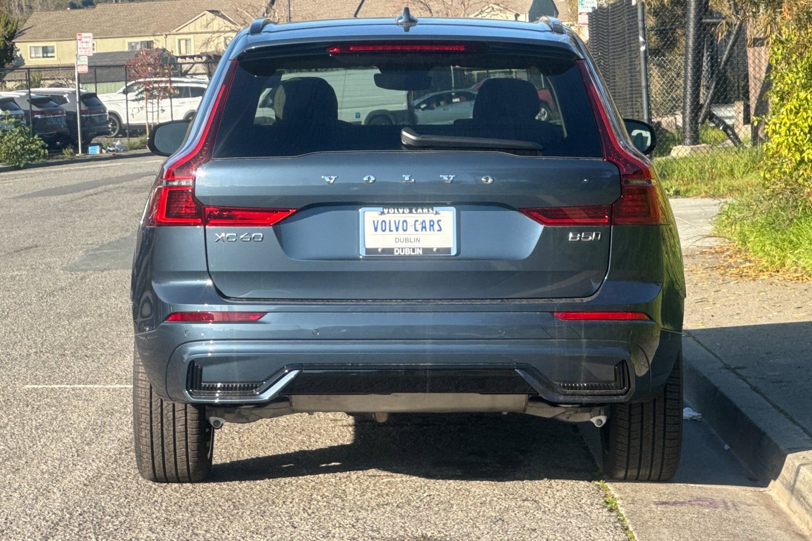 New 2026 Volvo XC60 B5 Ultra w/ Climate Package image 7