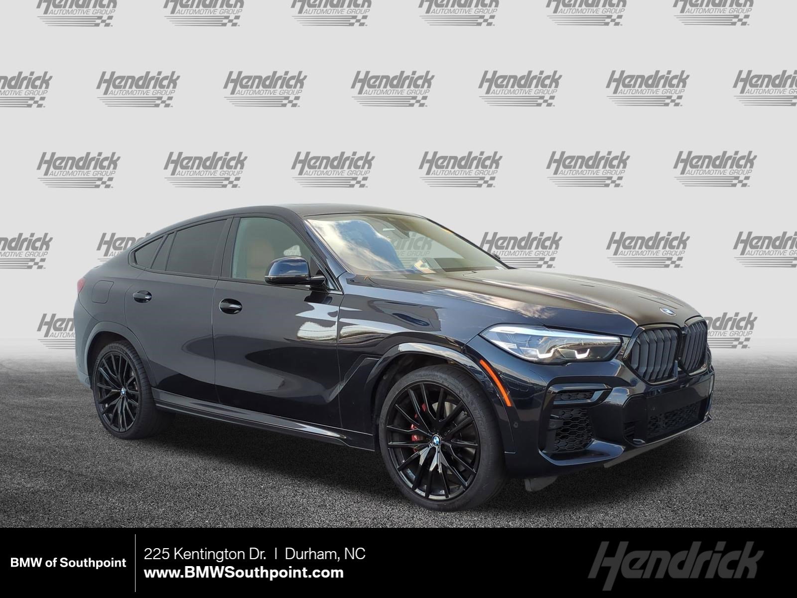 Used 2022 BMW X6 xDrive40i w/ M Sport Package image 1