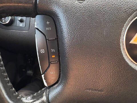 Used 2011 Chevrolet Impala LT image 11