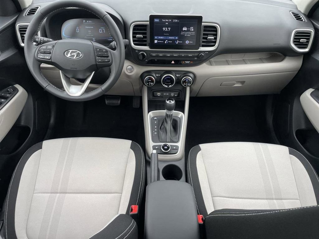 New 2026 Hyundai Venue SEL image 18