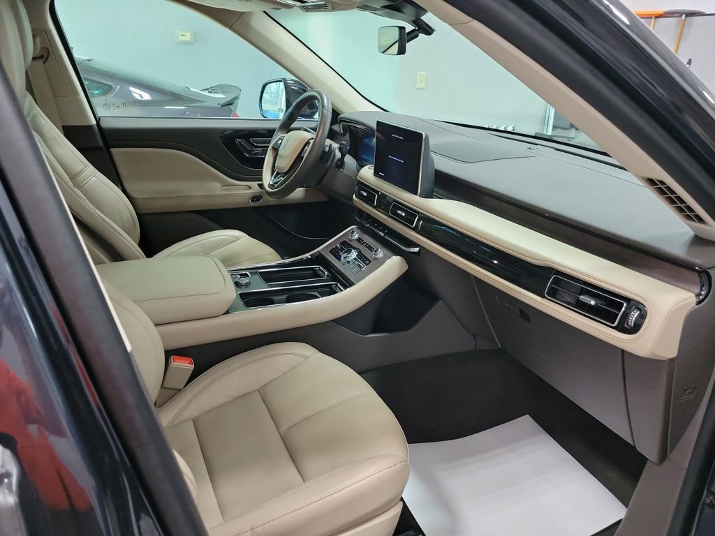 Used 2024 Lincoln Aviator Reserve w/ Elements Package Plus image 24