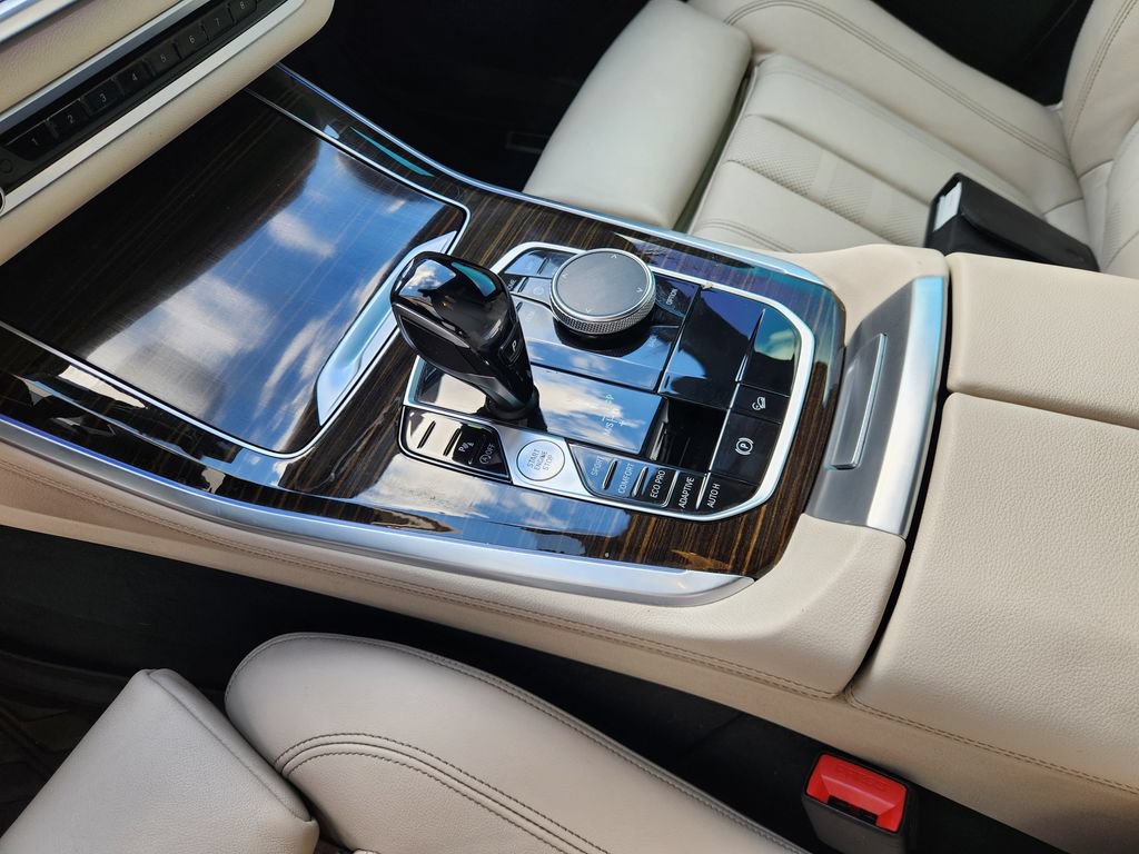 Used 2019 BMW X5 xDrive40i w/ Premium Package 2 AWD/4WD image 19