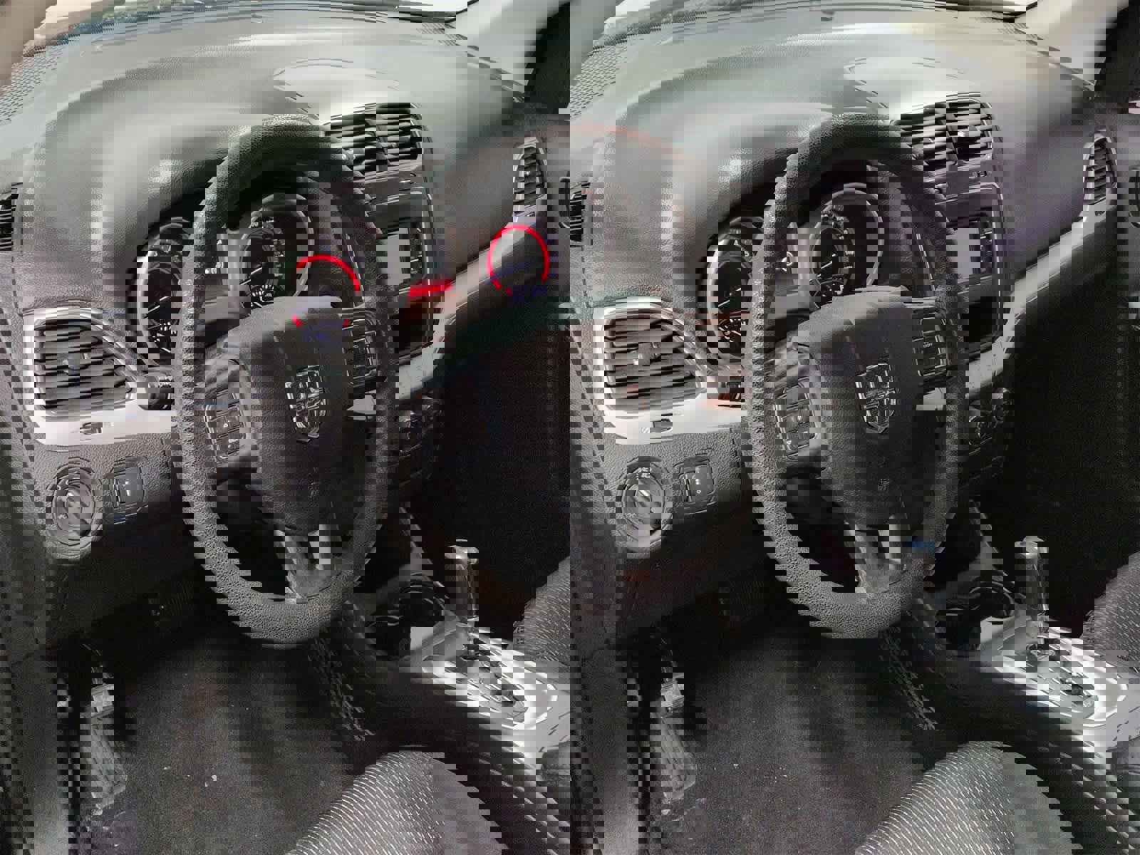 Used 2018 Dodge Journey SE image 10