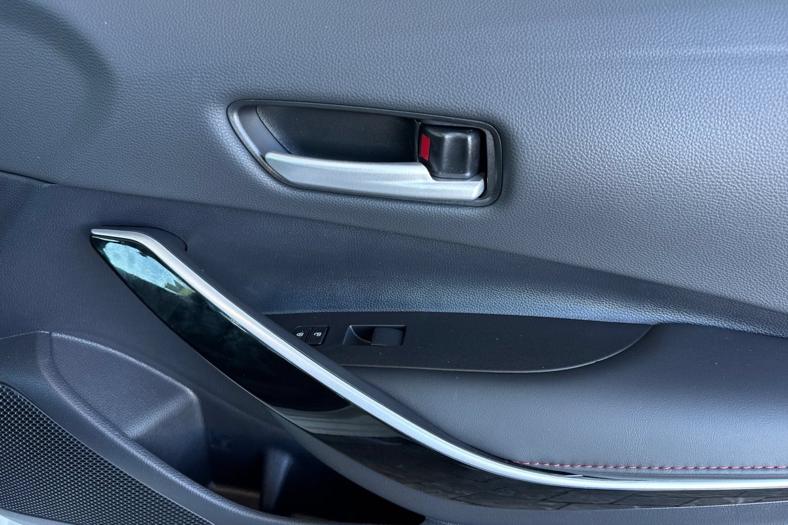 New 2026 Toyota Corolla XSE FWD image 19