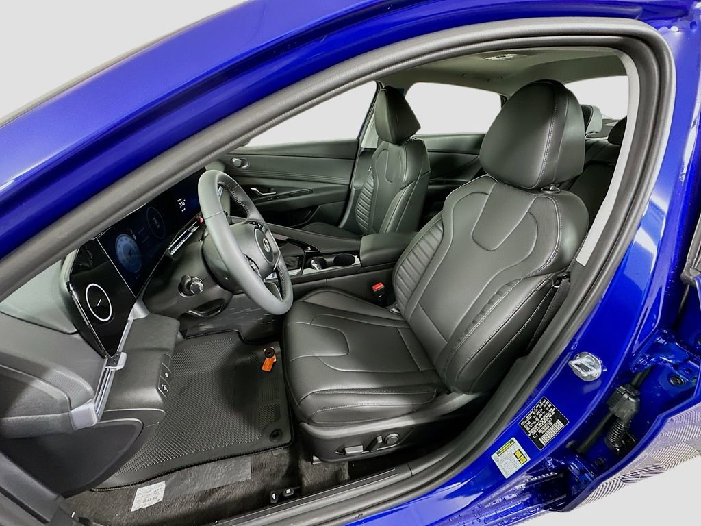 New 2026 Hyundai Elantra Limited image 16
