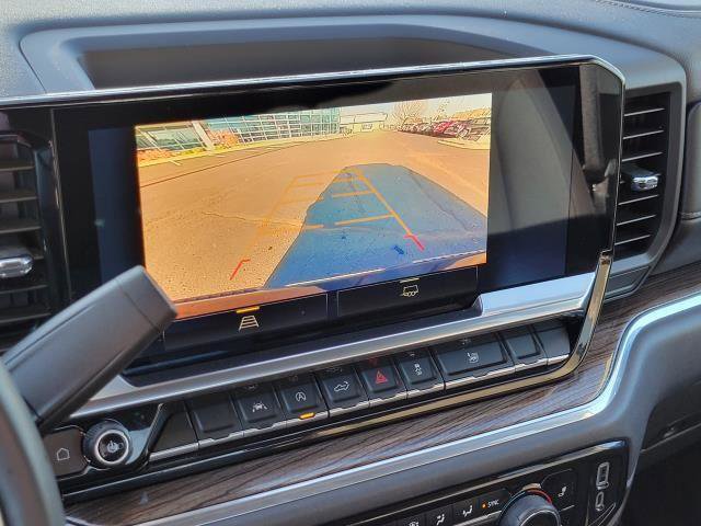 Used 2023 Chevrolet Silverado 1500 LT image 18