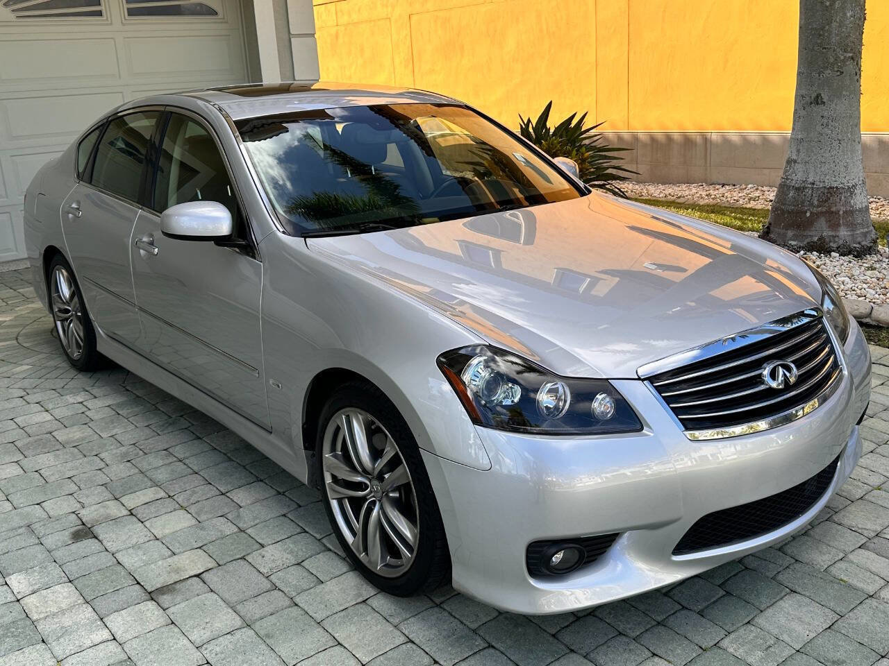 Used 2008 INFINITI M45 w/ Technology Pkg RWD image 34