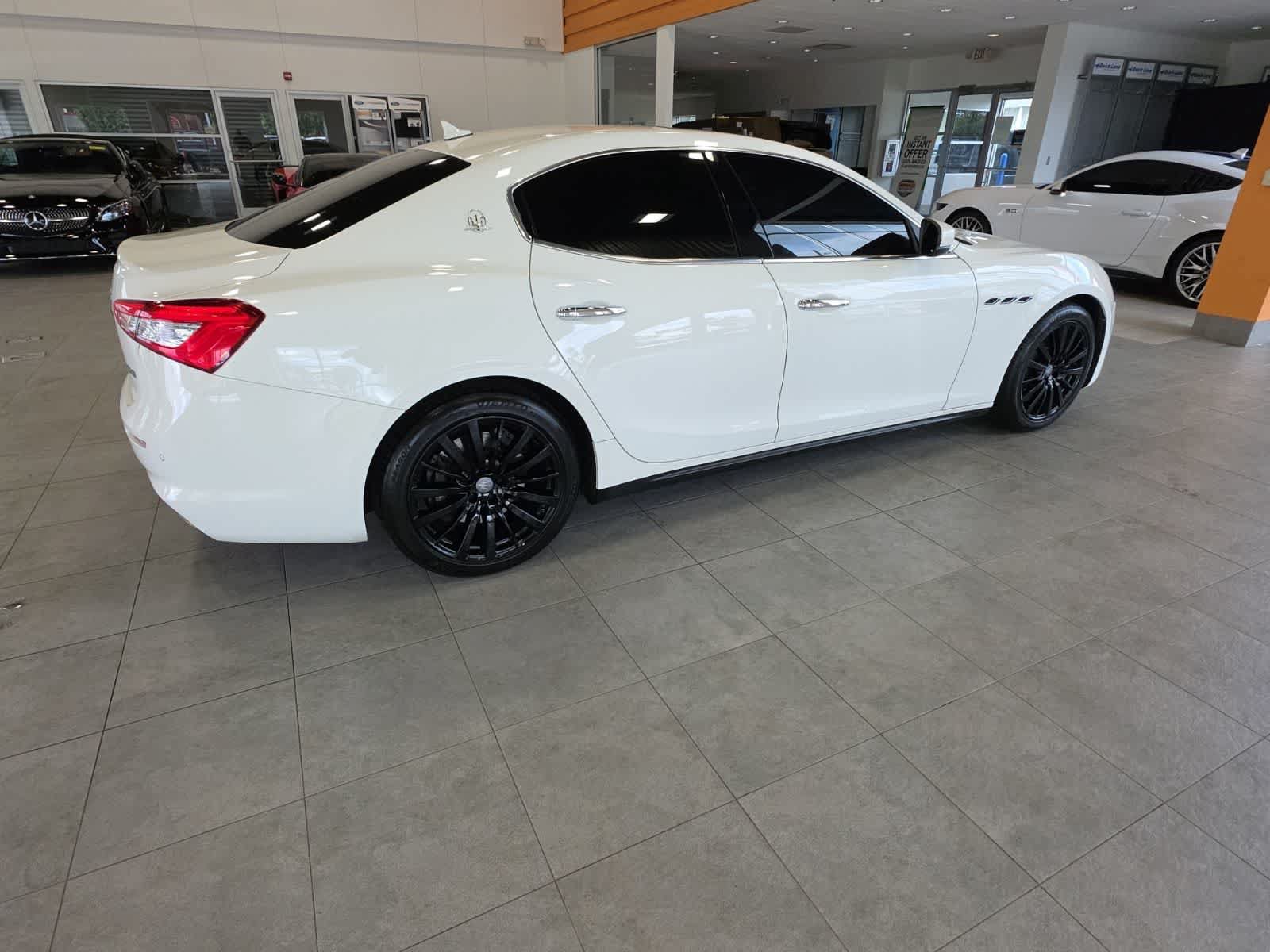 Used 2018 Maserati Ghibli S Q4 AWD/4WD image 7