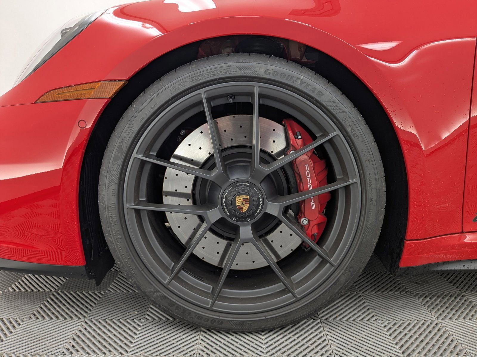 Certified 2026 Porsche 911 Carrera GTS image 25