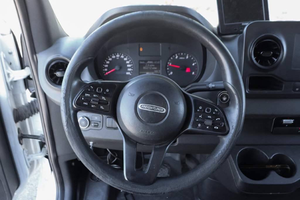 Used 2019 Freightliner Sprinter 3500 RWD image 26