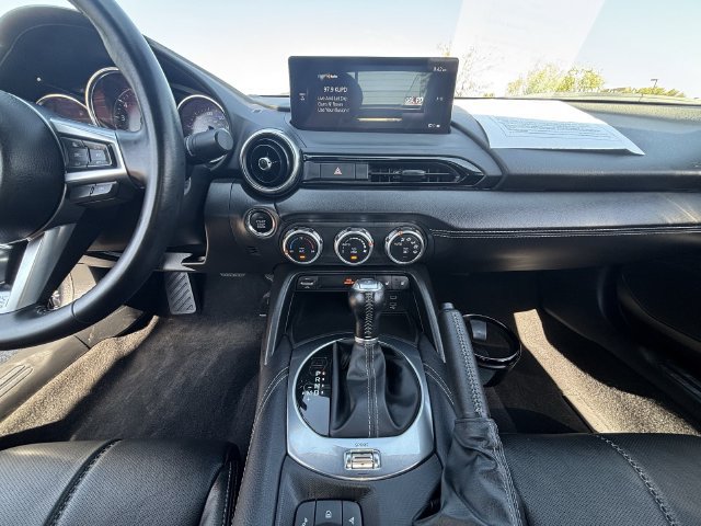 Used 2025 MAZDA MX-5 Miata RF Grand Touring RWD image 19