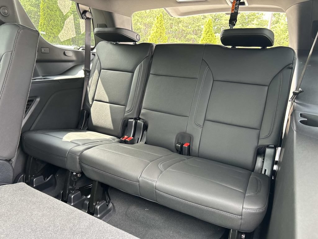 New 2026 Chevrolet Tahoe LT w/ Sun And Tow Package AWD/4WD image 6
