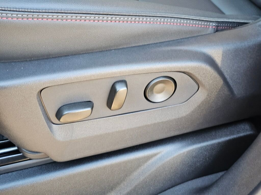 New 2026 Chevrolet Suburban RST w/ Comfort Package image 34