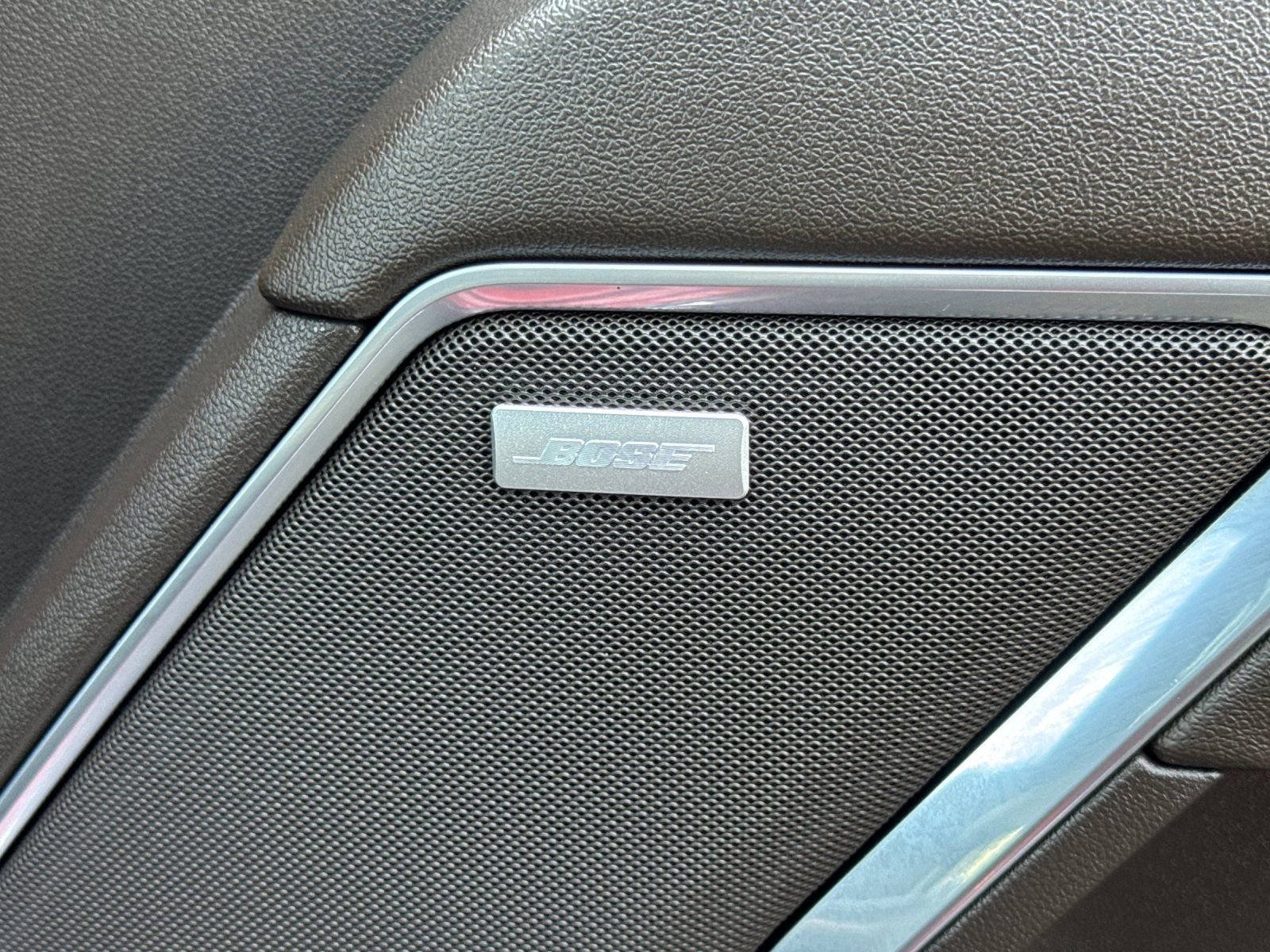 Used 2024 Chevrolet Silverado 1500 LTZ image 19