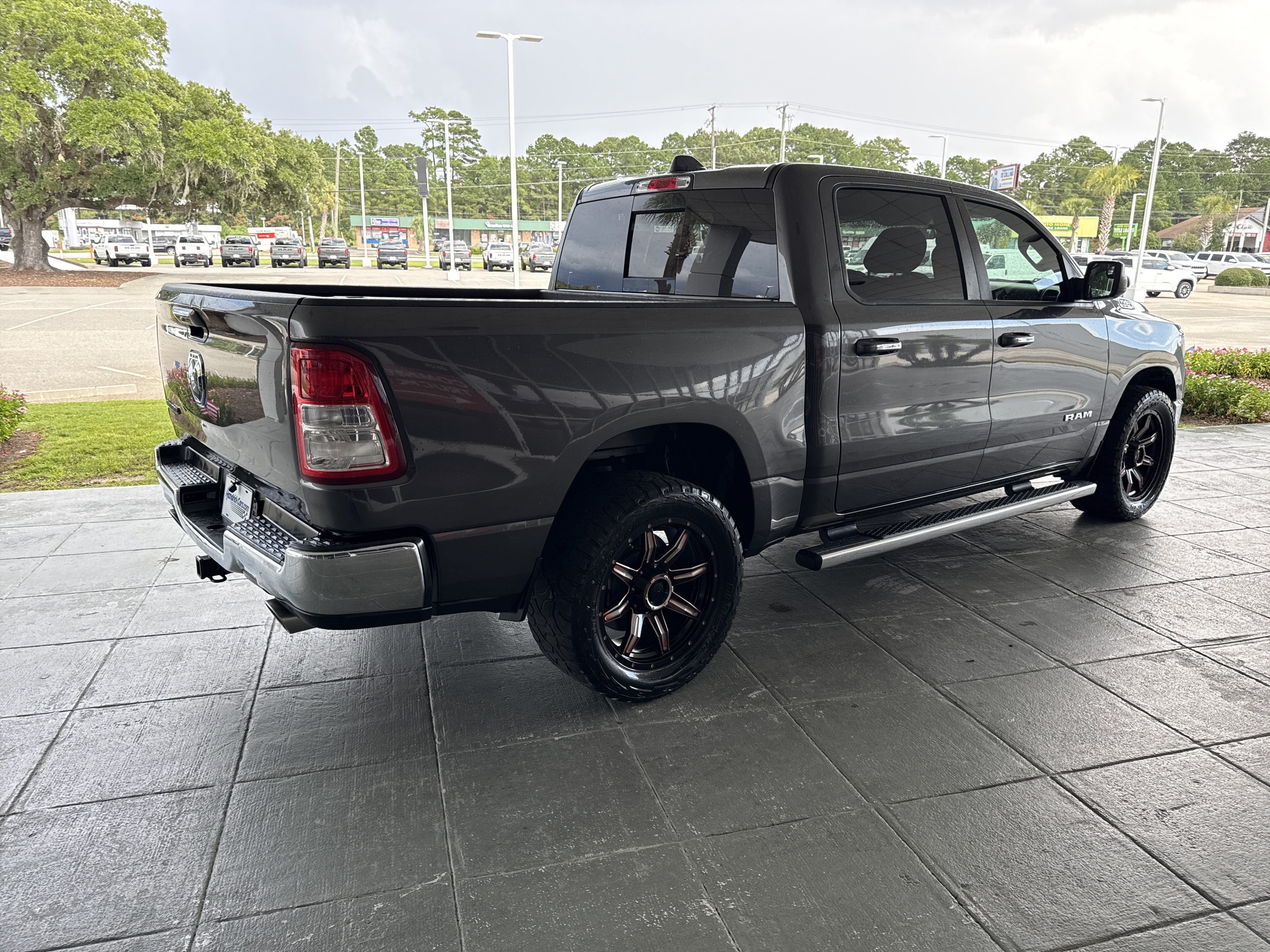 Used 2019 RAM 1500 Big Horn RWD image 11