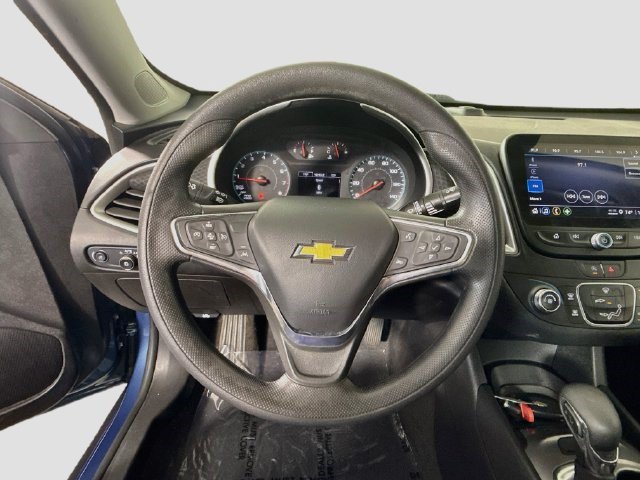 Used 2024 Chevrolet Malibu LS FWD image 12
