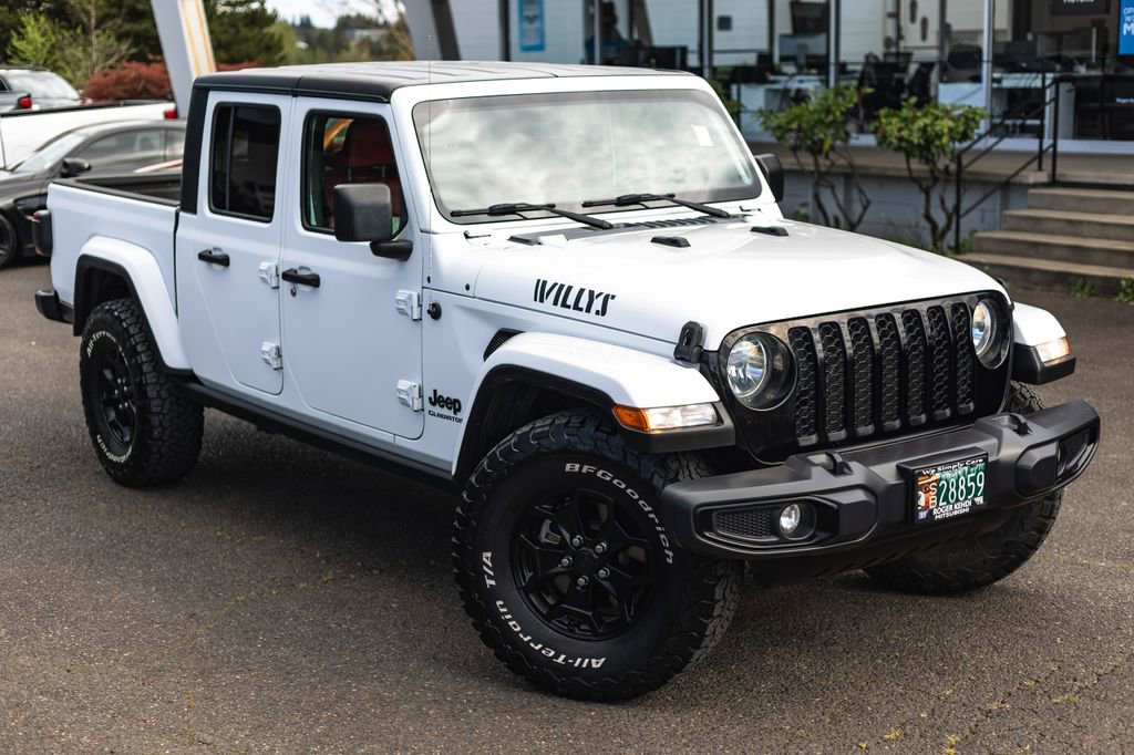 Used 2021 Jeep Gladiator Willys image 2