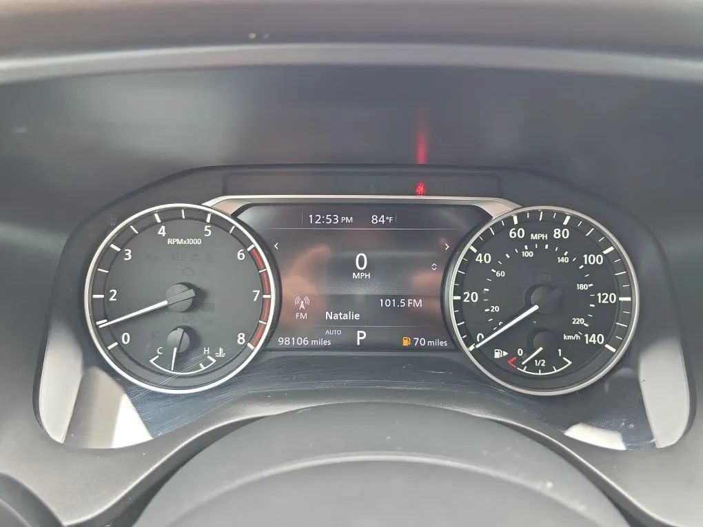 Used 2023 Nissan Rogue SV AWD/4WD image 16