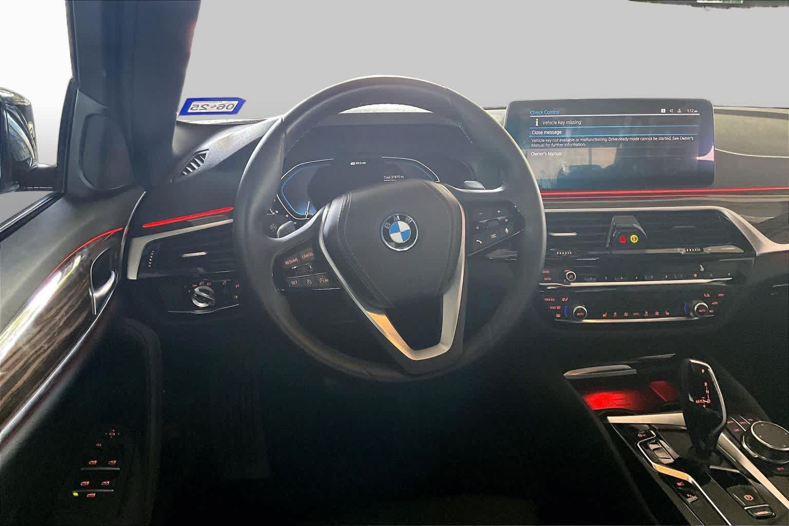 Used 2023 BMW 530e w/ Convenience Package RWD image 15