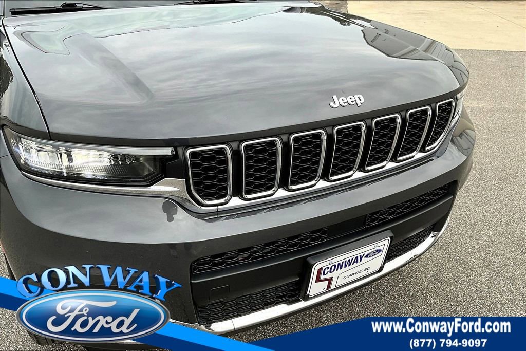 Used 2025 Jeep Grand Cherokee L Laredo w/ Luxury Tech Group I image 35