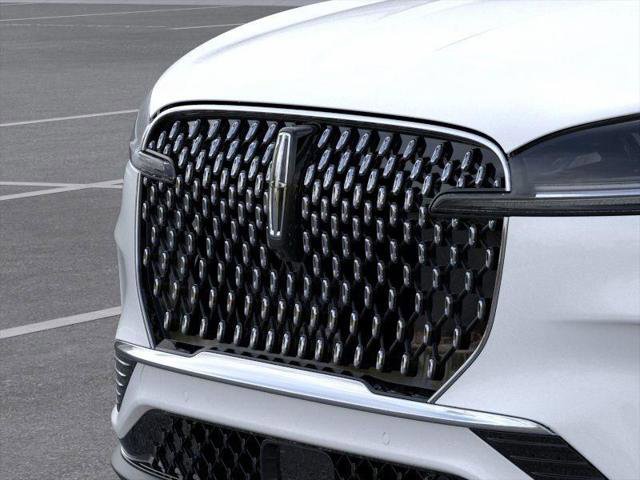 New 2026 Lincoln Aviator AWD image 17