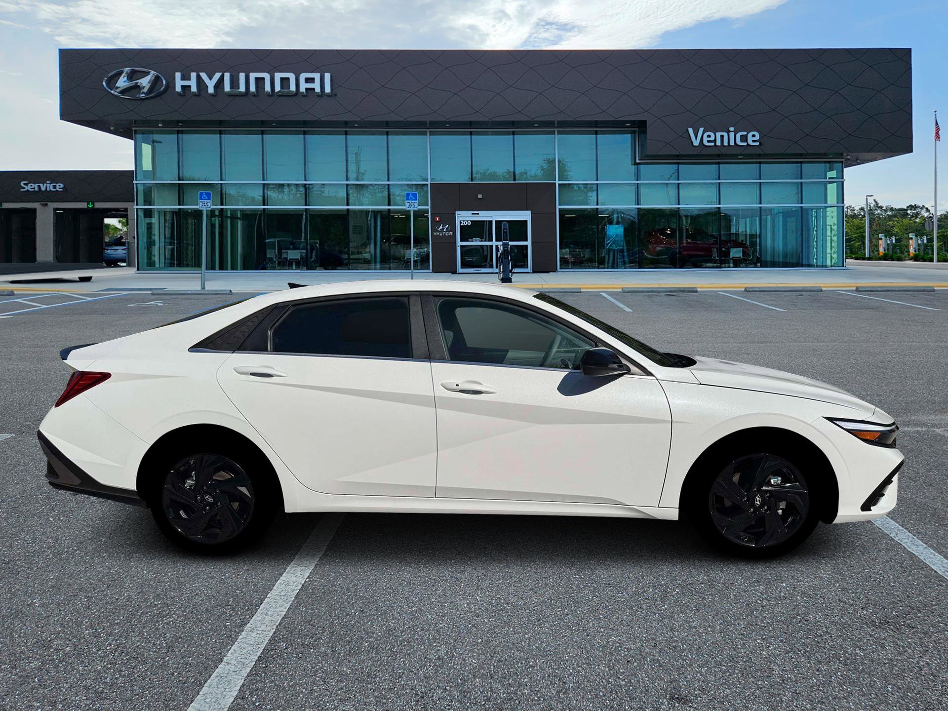 New 2026 Hyundai Elantra SEL Sport FWD image 28