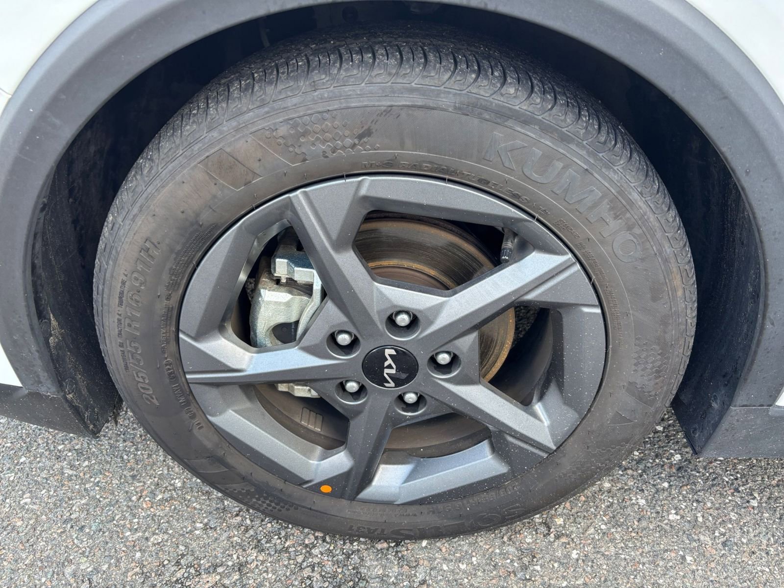 Used 2025 Kia K4 FWD image 29