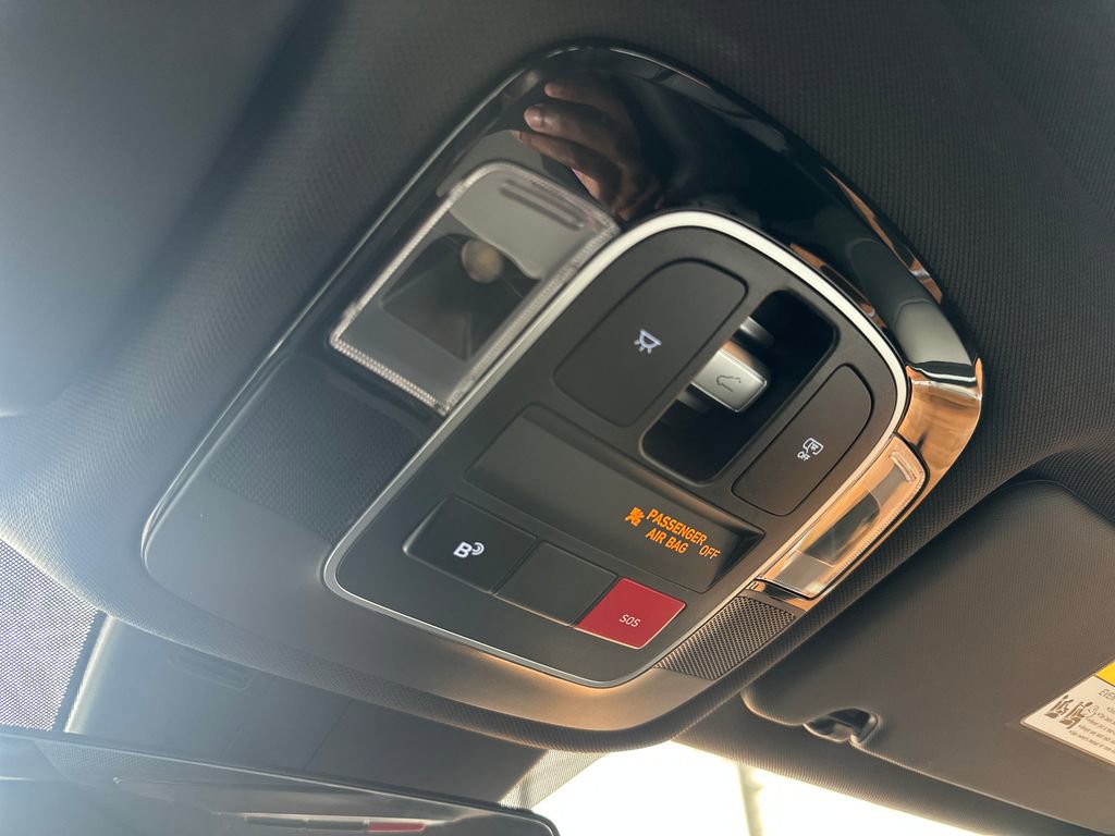 Used 2025 Hyundai Tucson Limited image 33