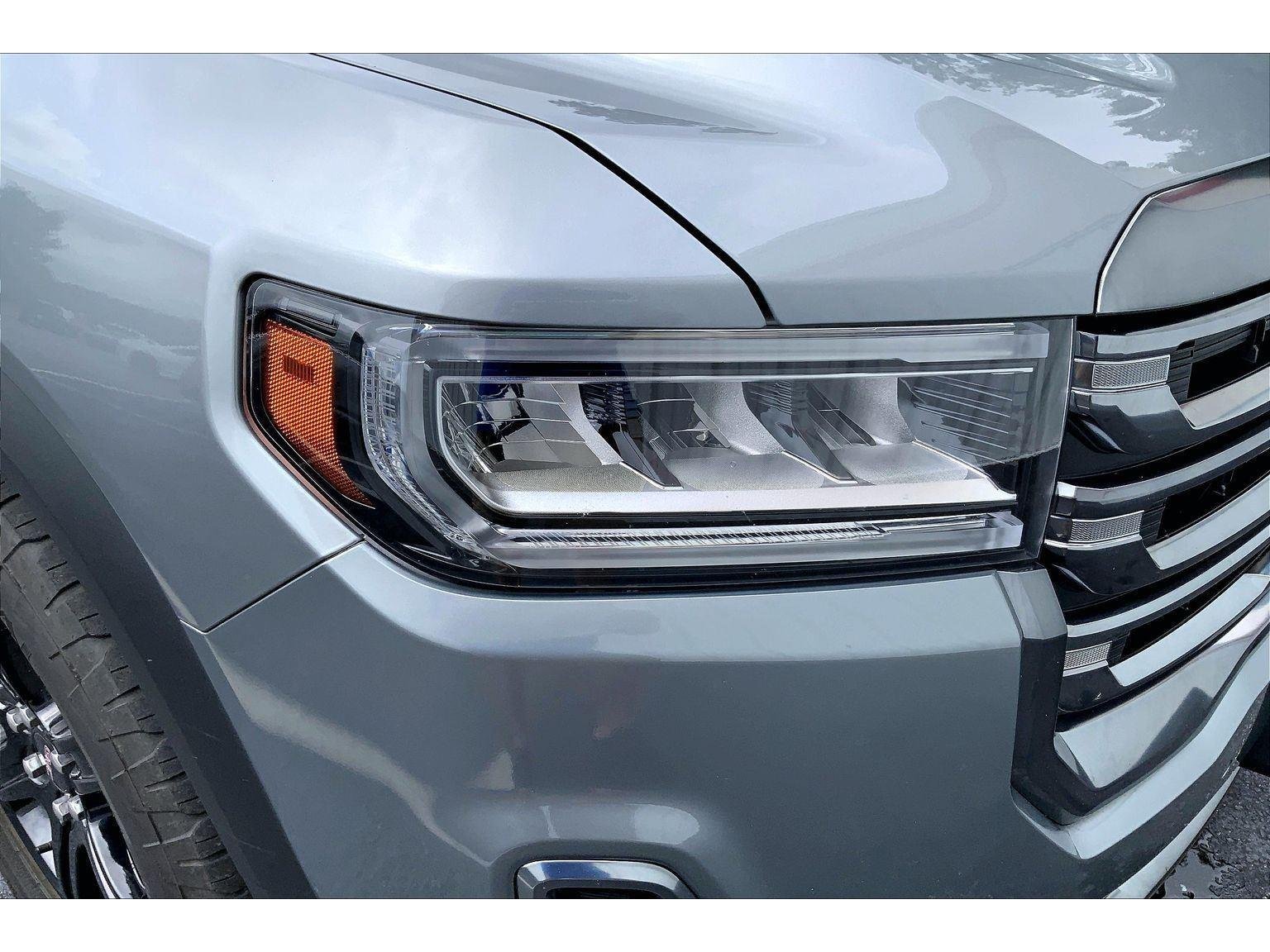 Used 2023 GMC Acadia AT4 w/ Preferred Package AWD/4WD image 28