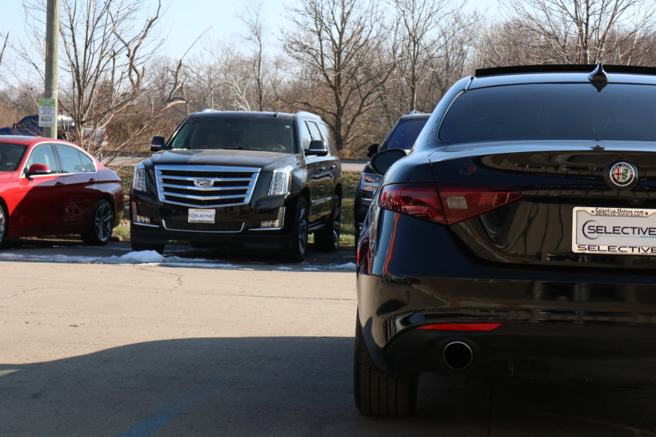 Used 2021 Alfa Romeo Giulia Ti w/ Nero Edizione image 13