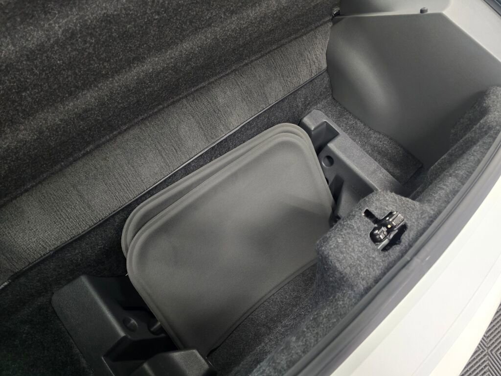 Used 1997 Chevrolet Camaro SS w/ Preferred Equipment Group 2 image 38