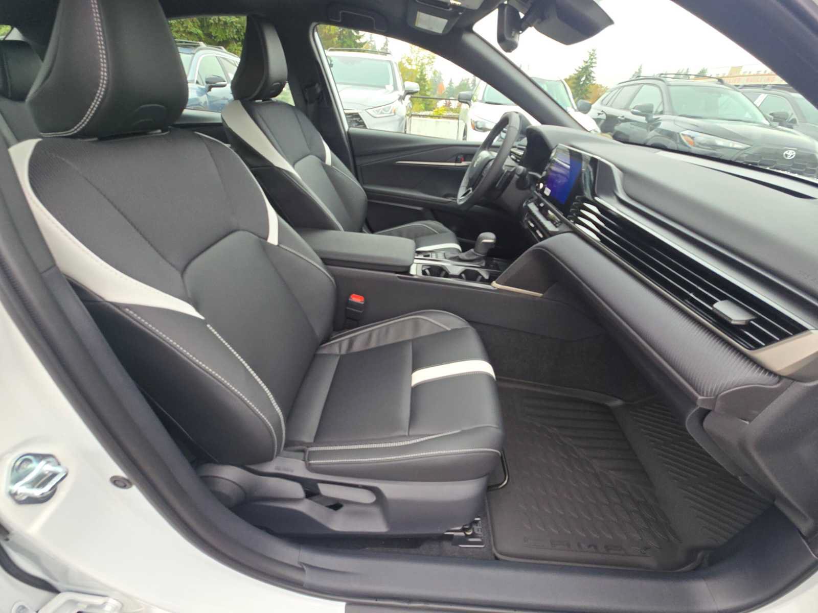 New 2026 Toyota Camry SE AWD/4WD image 11