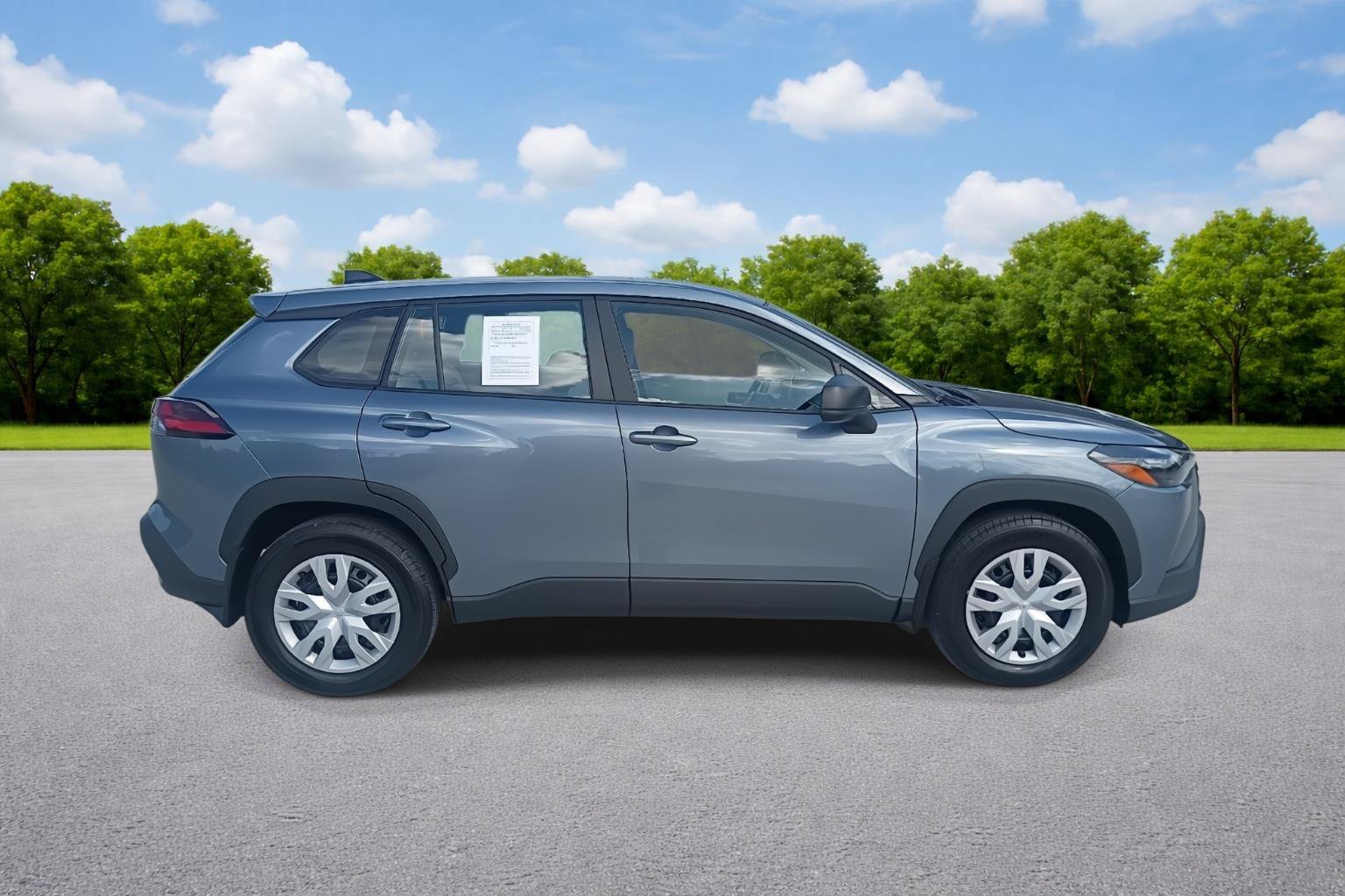 Used 2026 Toyota Corolla Cross L FWD image 8
