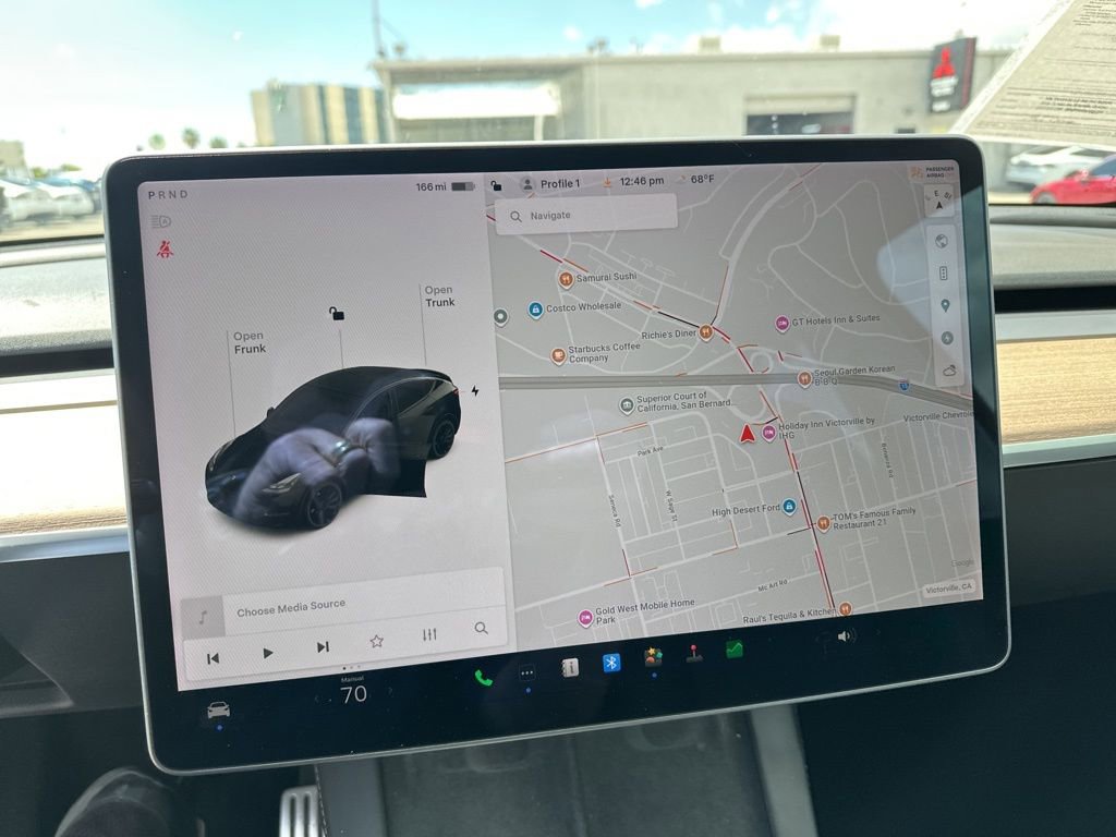 Used 2022 Tesla Model Y Performance image 7