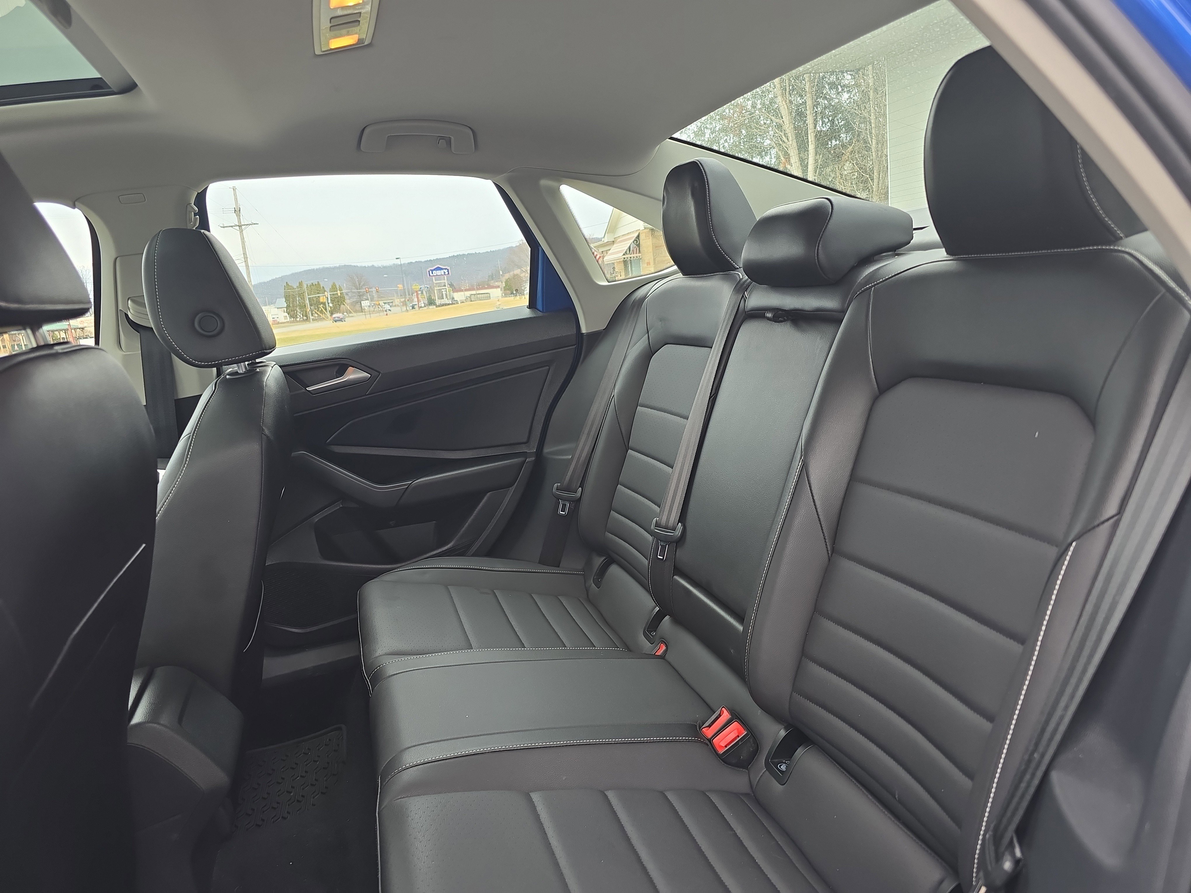 Used 2022 Volkswagen Jetta SE FWD image 14